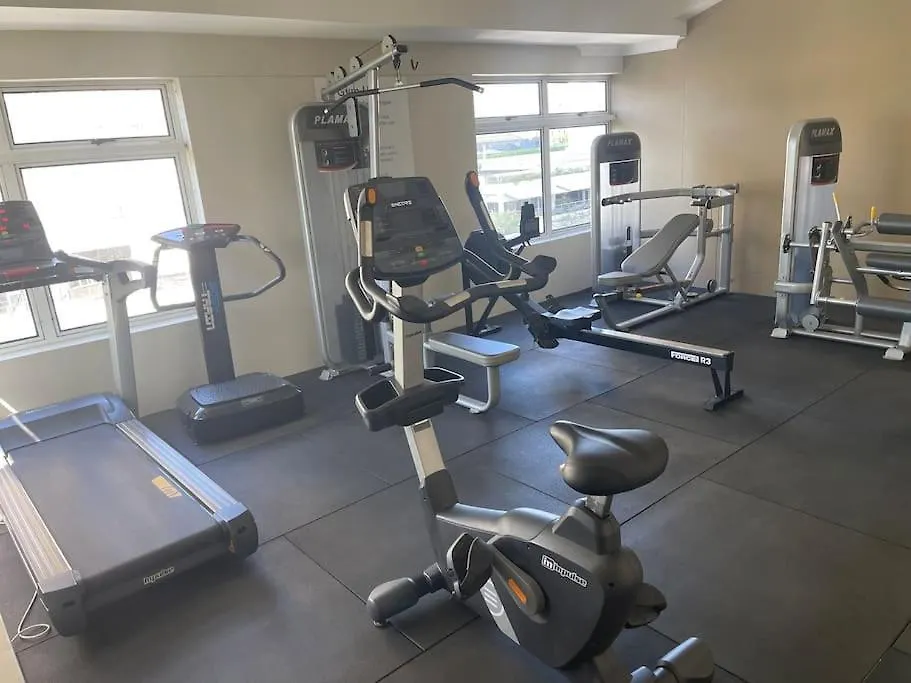Surfers Paradise 3 Bed Apartment Gold Coast